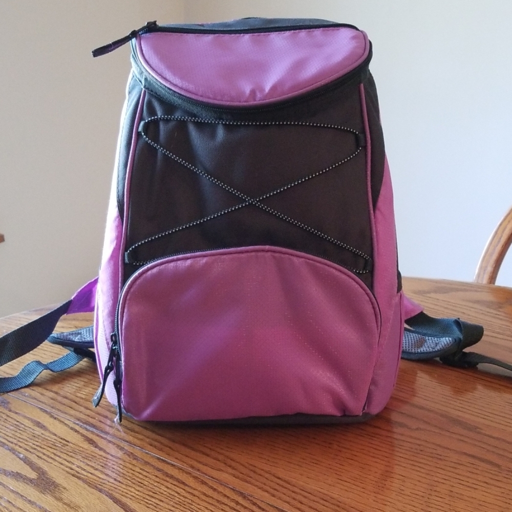 Insulated cooler backpack